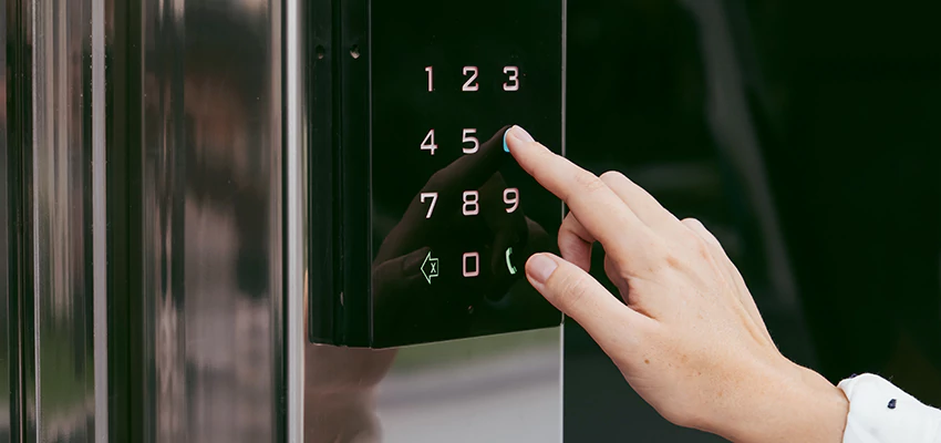 Keyless Door Entry System in Sun Village, CA