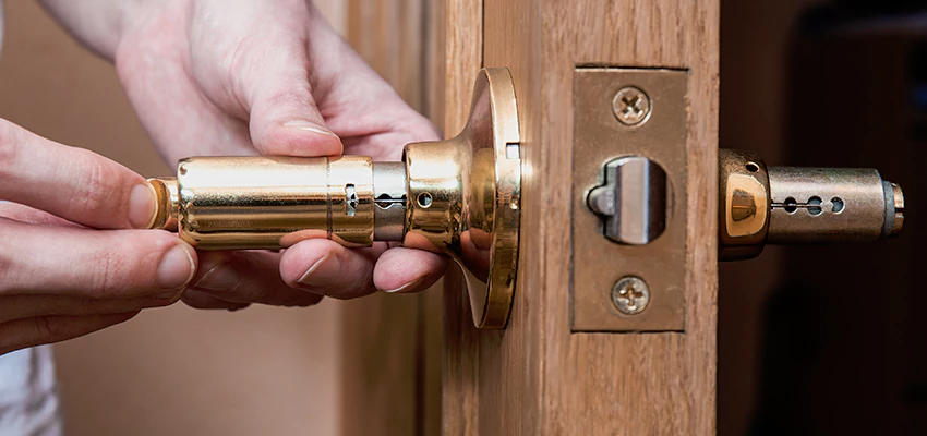 Padlock Lock Replacement Assistance in Sun Village, CA