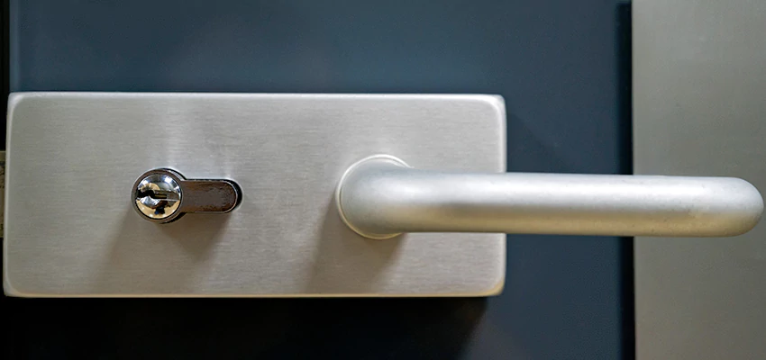 Change Patio Door Locks in Sun Village, California