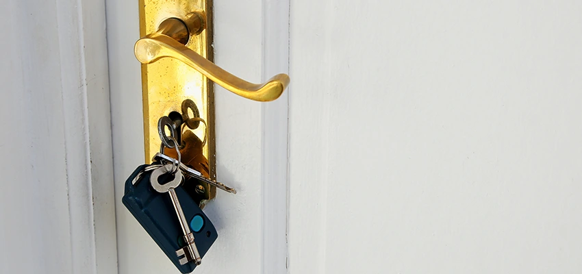 Broken Door Key Extraction in Sun Village, CA