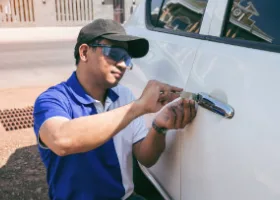 Car Locksmith in Sun Village, CA